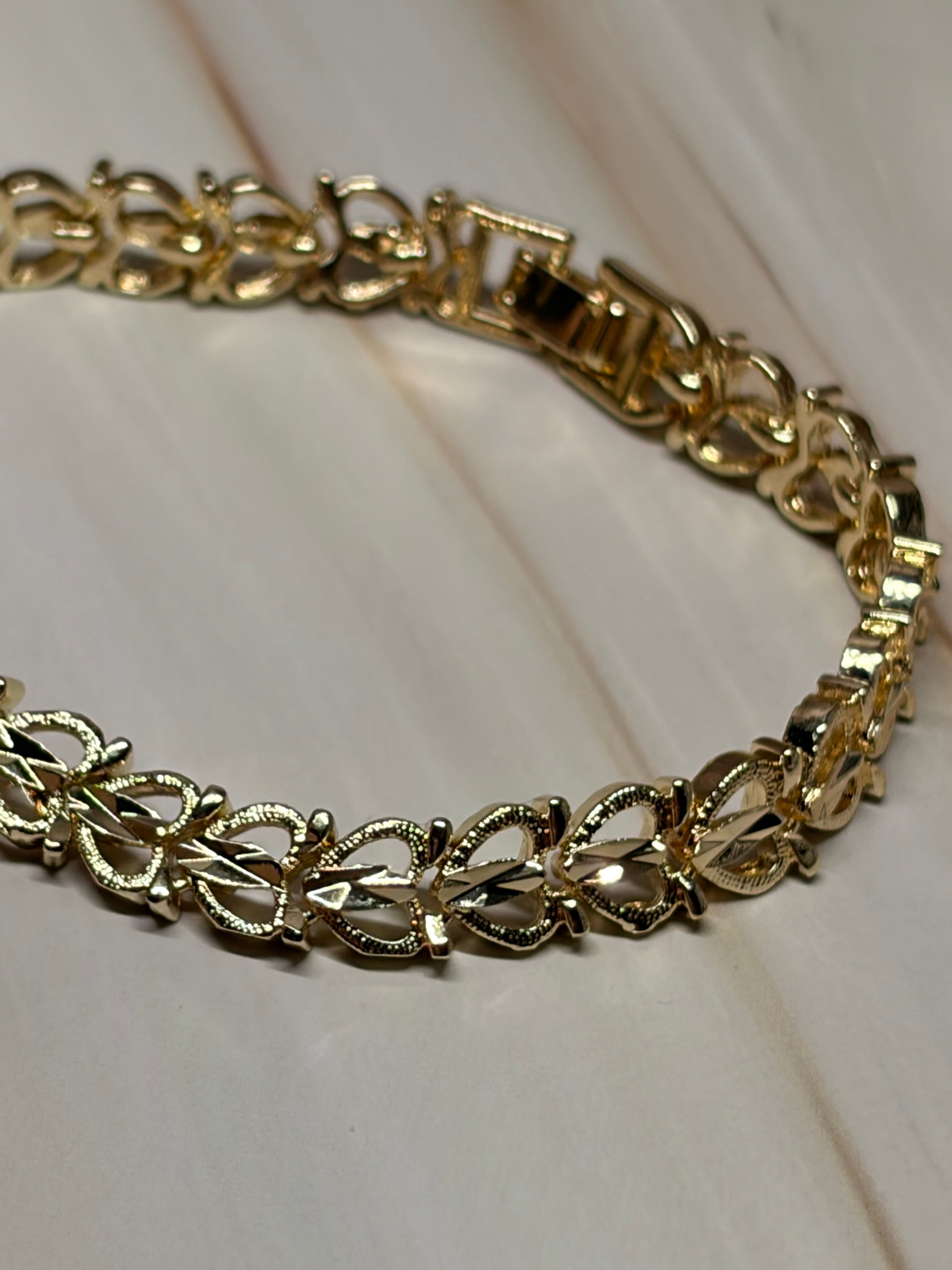 Enchanted Heart Bracelet